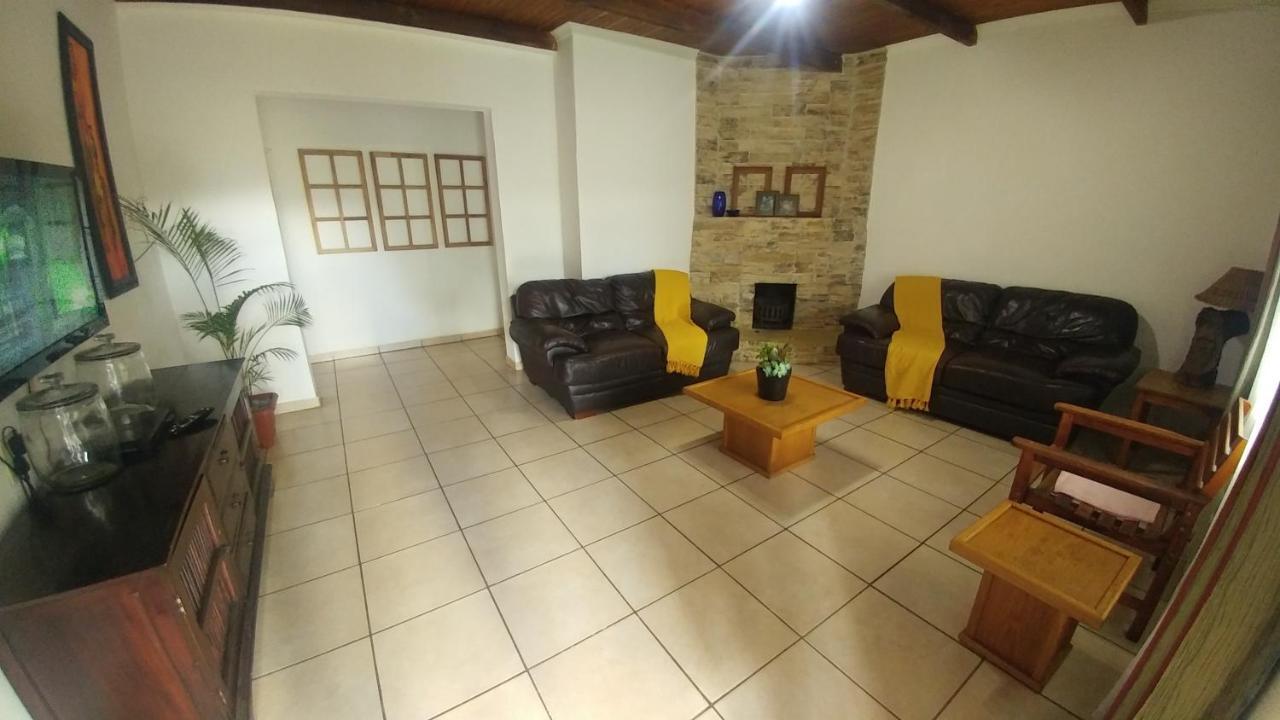 Four Seasons Self-Catering Guest House Graskop Kültér fotó