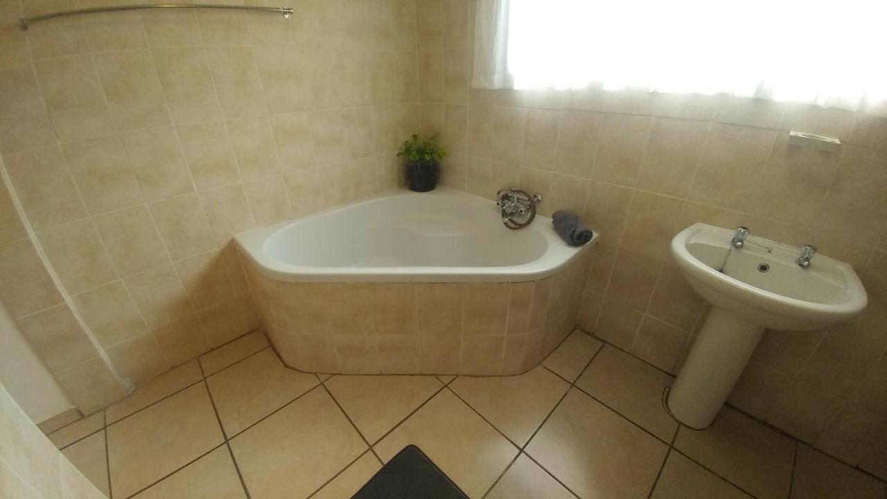 Four Seasons Self-Catering Guest House Graskop Kültér fotó